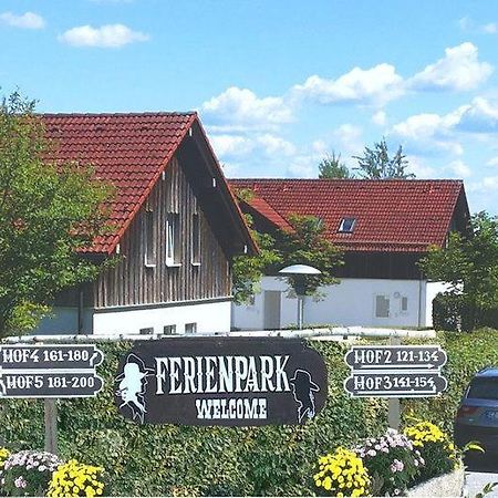 Ferienhaus Bayern Am Ferienpark Westerncity Eging Esterno foto