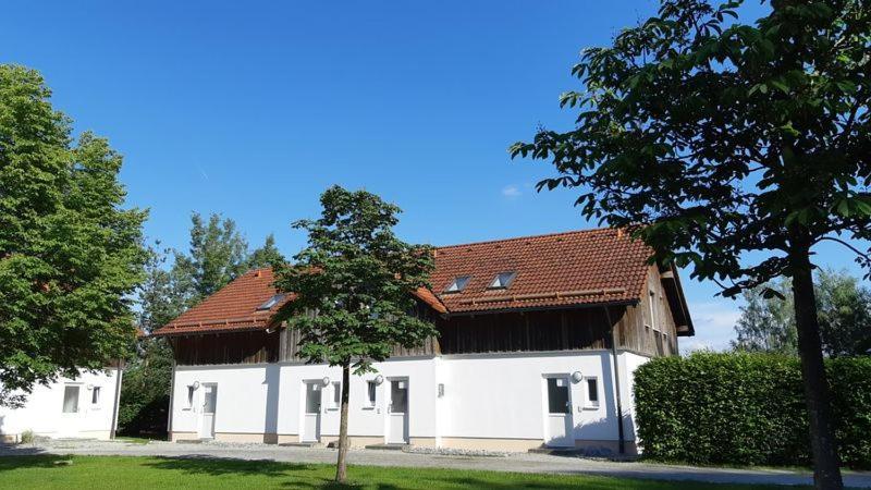 Ferienhaus Bayern Am Ferienpark Westerncity Eging Esterno foto